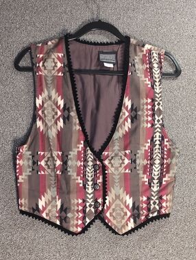 Vintage Roughrider by Circle T Southwest Aztec Print Vest Size Small USA Made